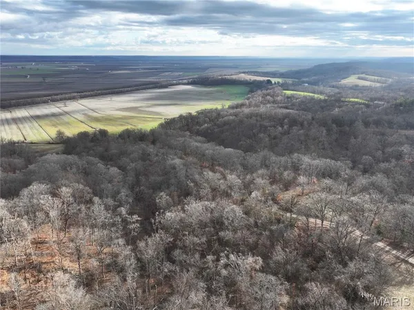 $2,432,500 | 210 Pcr 210, Perryville, MO 63775