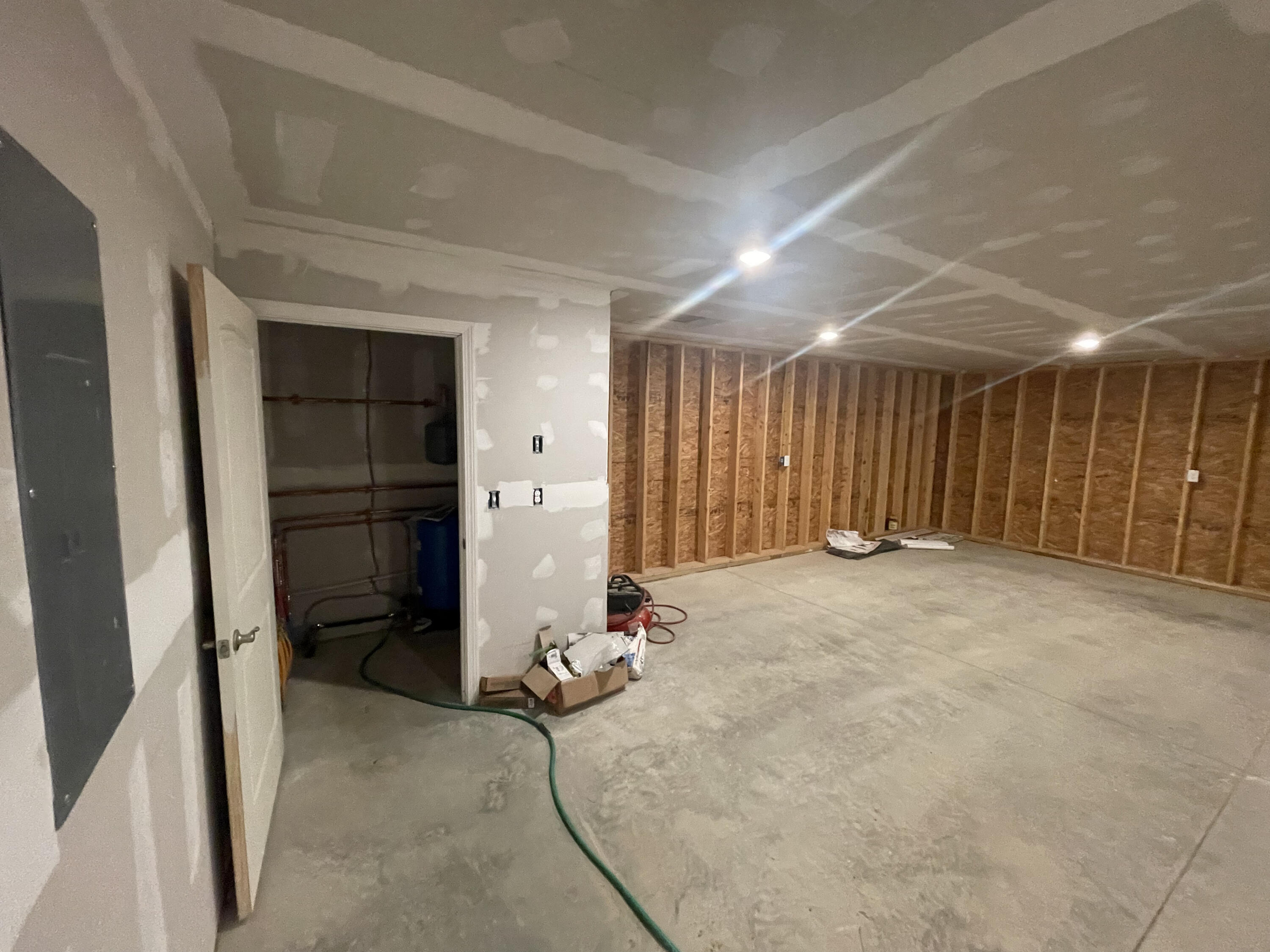 1090 Hudson Road Glenburn, ME 04401 - Photo 27 of 32 1090 Hudson garage - one