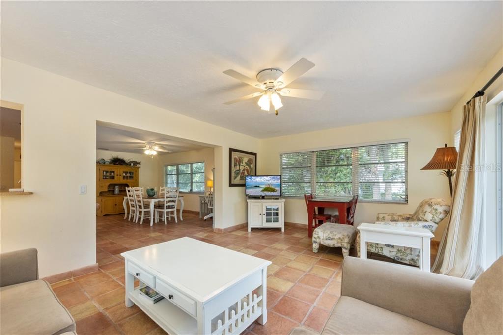 118 Hammock Road Anna Maria, FL 34216 - Photo 14 of 44 Gallery Image 14