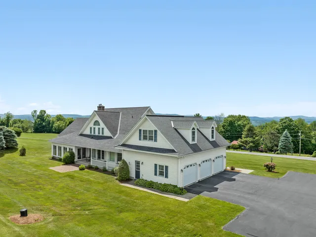 $1,182,000 | 109 Sugarwoods Road, Barre Town, VT 05641