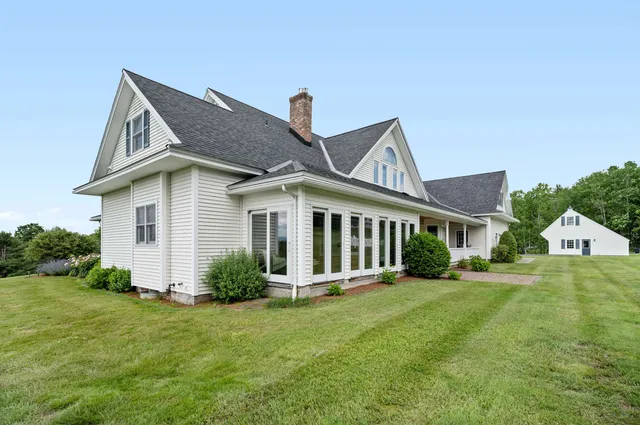 $1,182,000 | 109 Sugarwoods Road, Barre Town, VT 05641