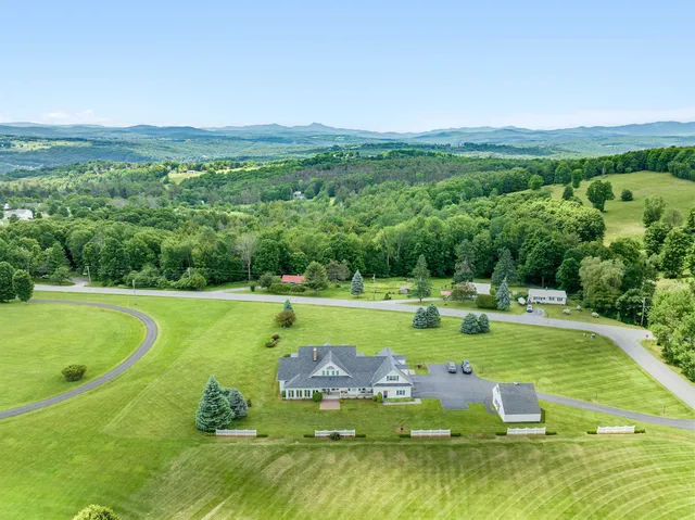 $1,182,000 | 109 Sugarwoods Road, Barre Town, VT 05641