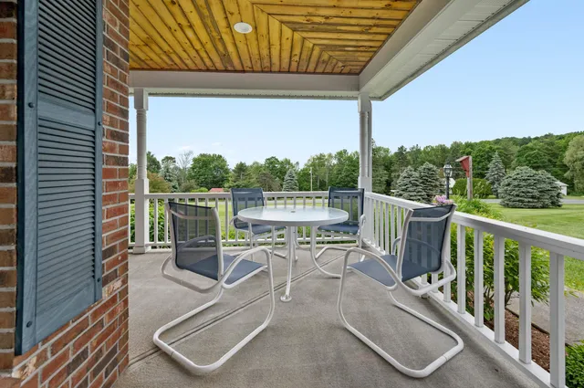 $1,182,000 | 109 Sugarwoods Road, Barre Town, VT 05641