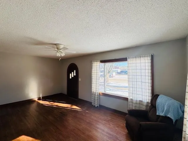 $79,000 | 2660 King Avenue, Slayton, MN 56172