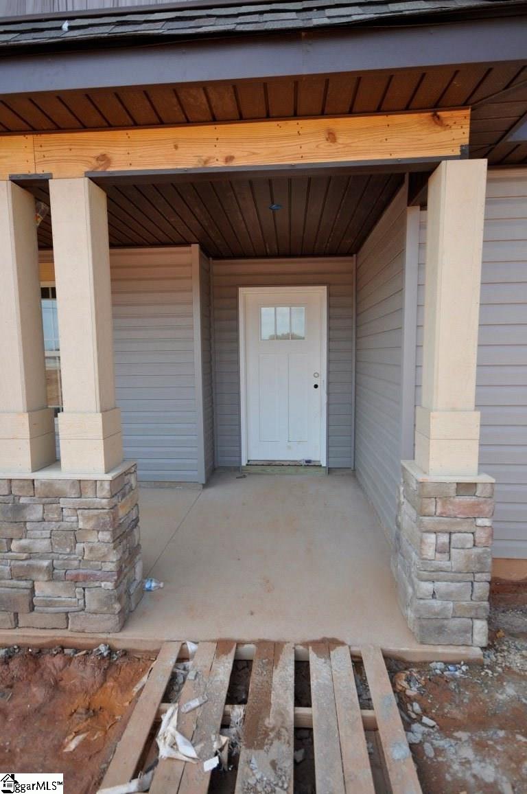 2430 Poole Road Greer, SC 29651 - Photo 4 of 24 Gallery Image 4