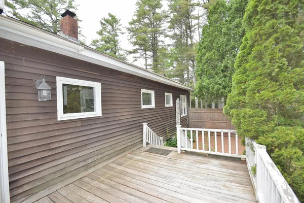 $750,000 | 10 Durham Road, Freeport, ME 04032