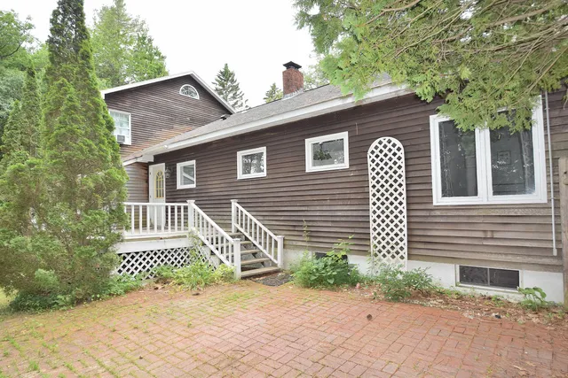 $765,000 | 10 Durham Road, Freeport, ME 04032