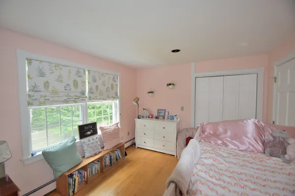 $750,000 | 10 Durham Road, Freeport, ME 04032