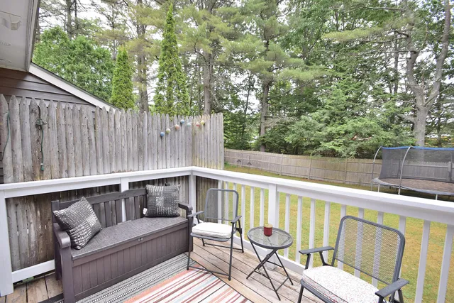 $765,000 | 10 Durham Road, Freeport, ME 04032