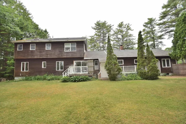 $750,000 | 10 Durham Road, Freeport, ME 04032