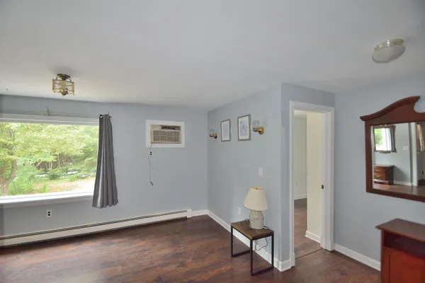 $750,000 | 10 Durham Road, Freeport, ME 04032
