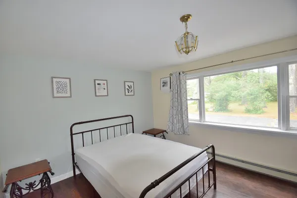 $750,000 | 10 Durham Road, Freeport, ME 04032
