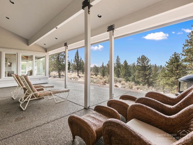 17940 Mountain View Road Sisters, OR 97759 - Photo 18 of 23 Gallery Image 18