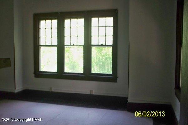 Hc1-box112 Stricklands Road Mount Pocono, PA 18344 - Photo 4 of 9 Bedroom