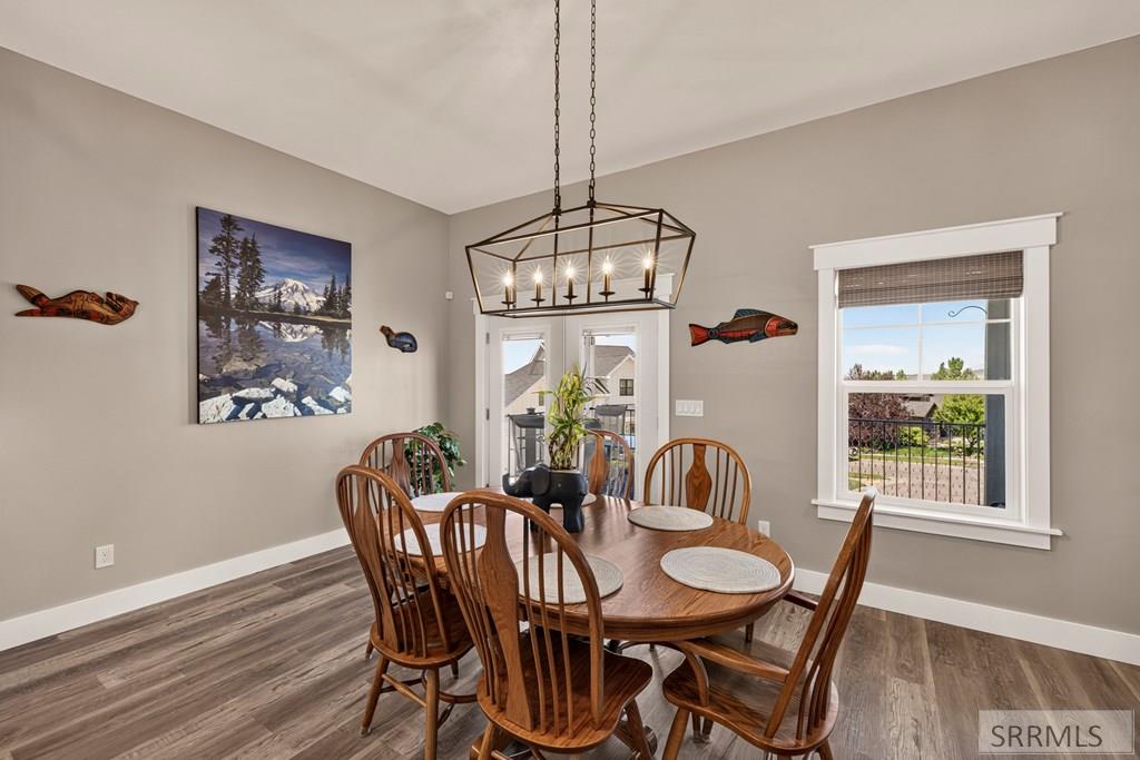 3237 South Chartwell Garden Ammon, ID 83406 - Photo 18 of 64 Dining