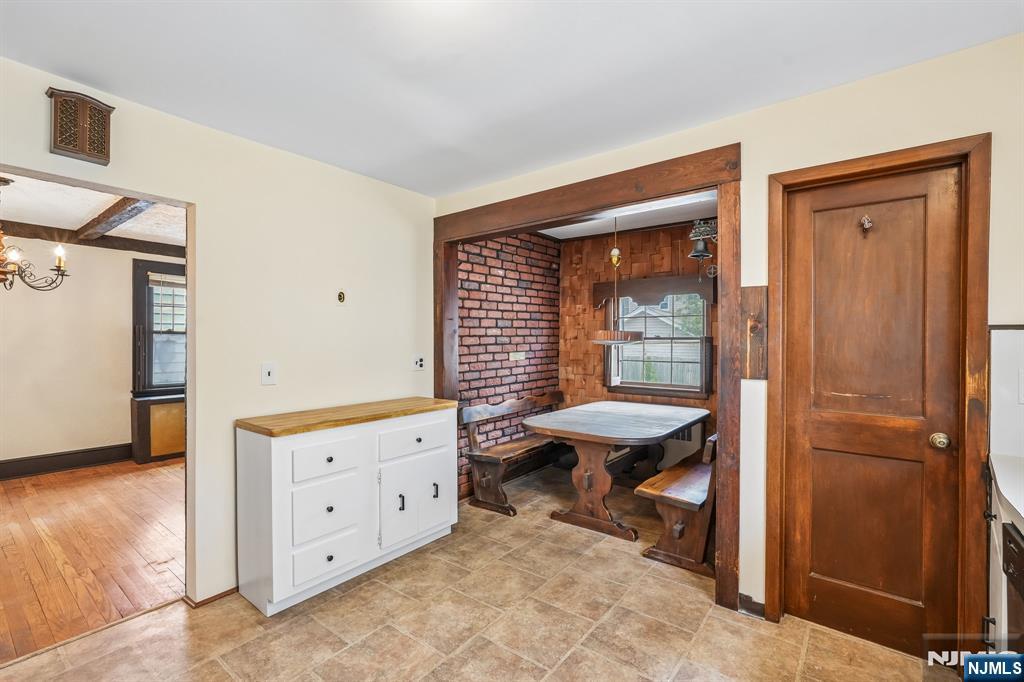 21 Ferncliff Road Bloomfield, NJ 07003 - Photo 10 of 46