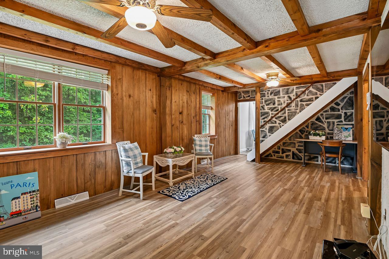 289 Brock Bridge Road Laurel, MD 20724 - Photo 5 of 36 Living/Fam Rm w/
Desk Under Stairs