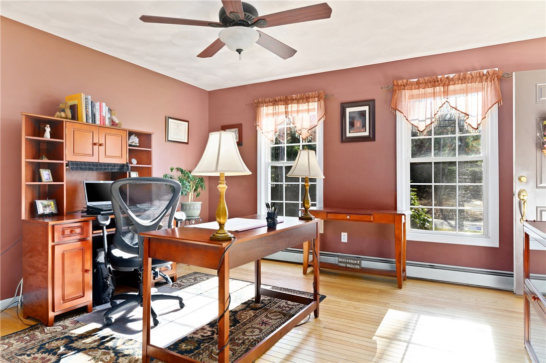 25 Mattity Road North Smithfield, RI 02896 - Photo 12 of 35