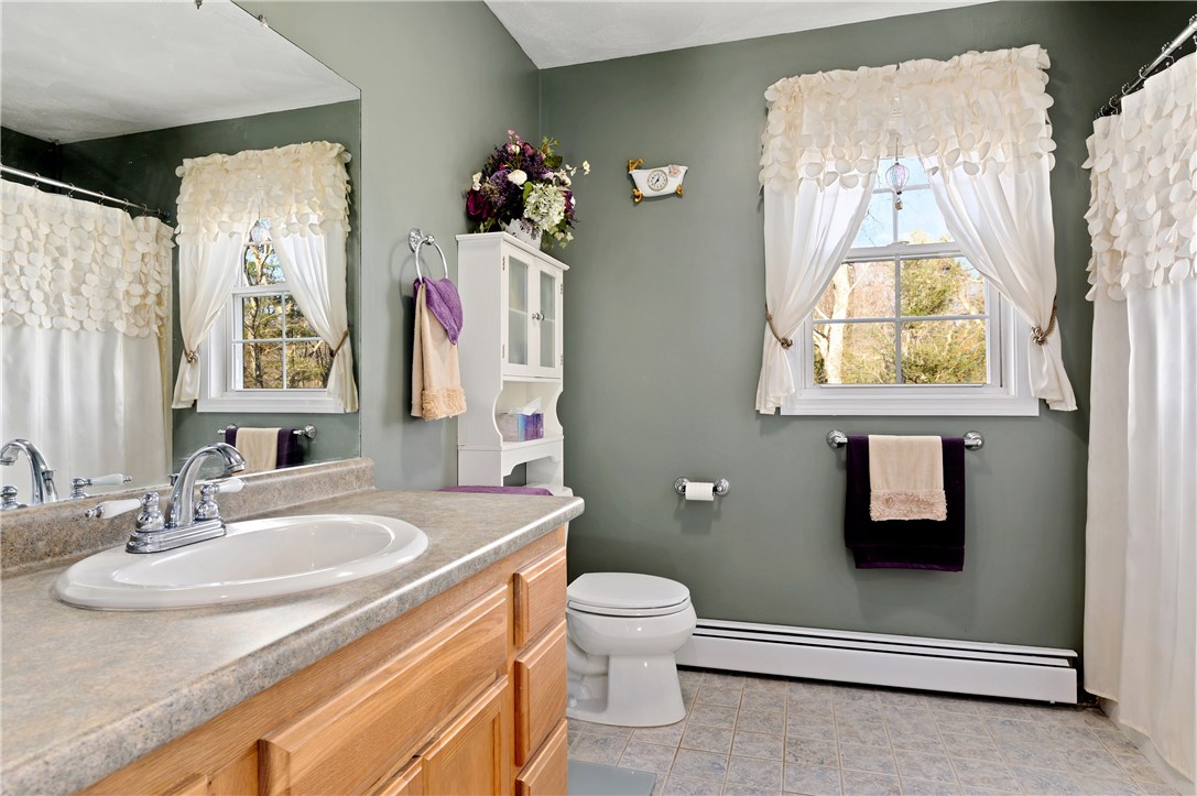 25 Mattity Road North Smithfield, RI 02896 - Photo 19 of 35