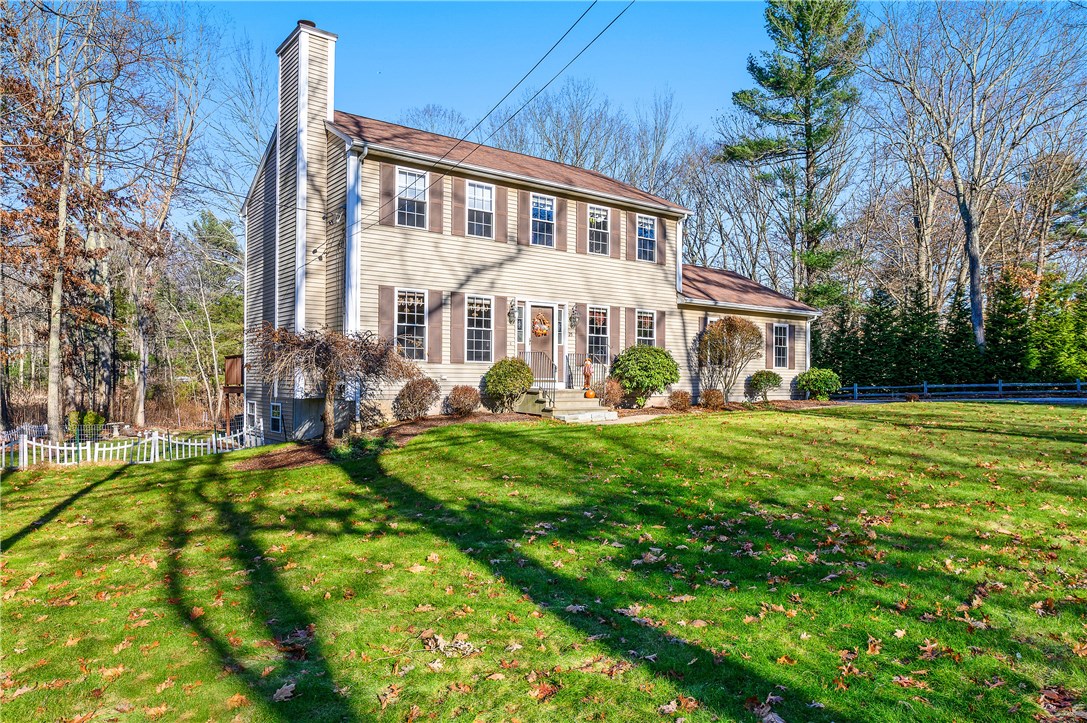 25 Mattity Road North Smithfield, RI 02896 - Photo 3 of 35