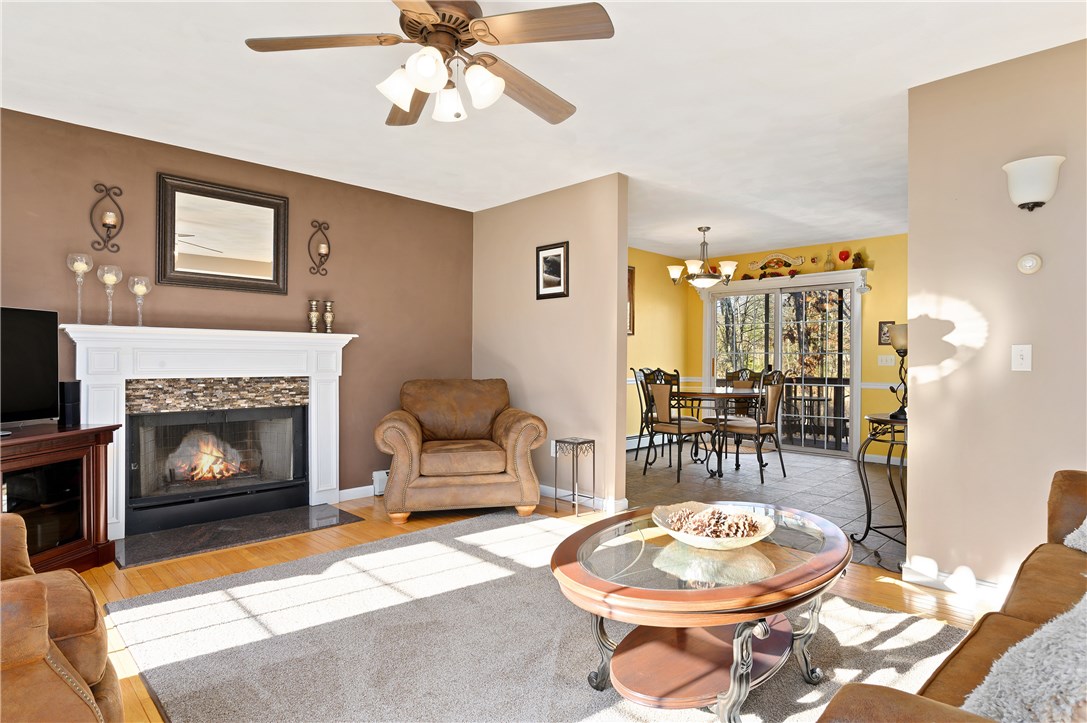 25 Mattity Road North Smithfield, RI 02896 - Photo 4 of 35