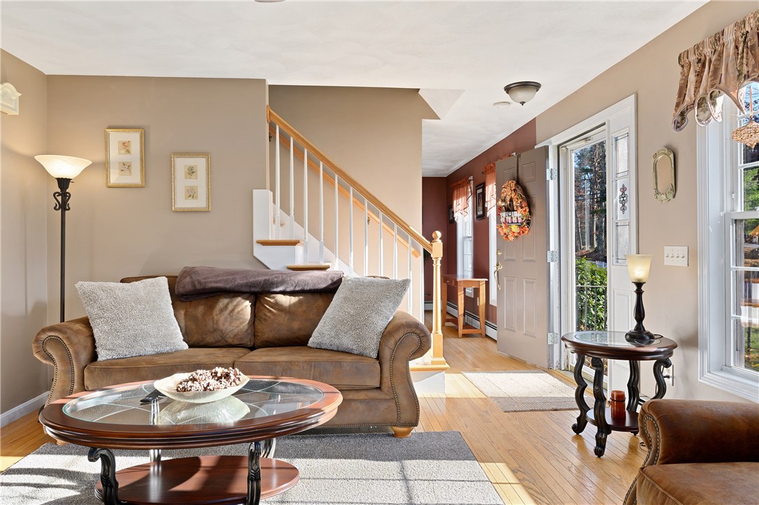 25 Mattity Road North Smithfield, RI 02896 - Photo 5 of 35