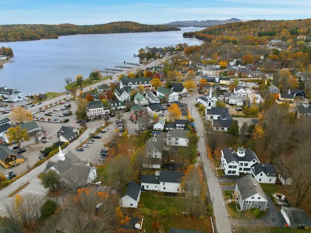 $1,150,000 | 15 Highland Street, Meredith, NH 03253