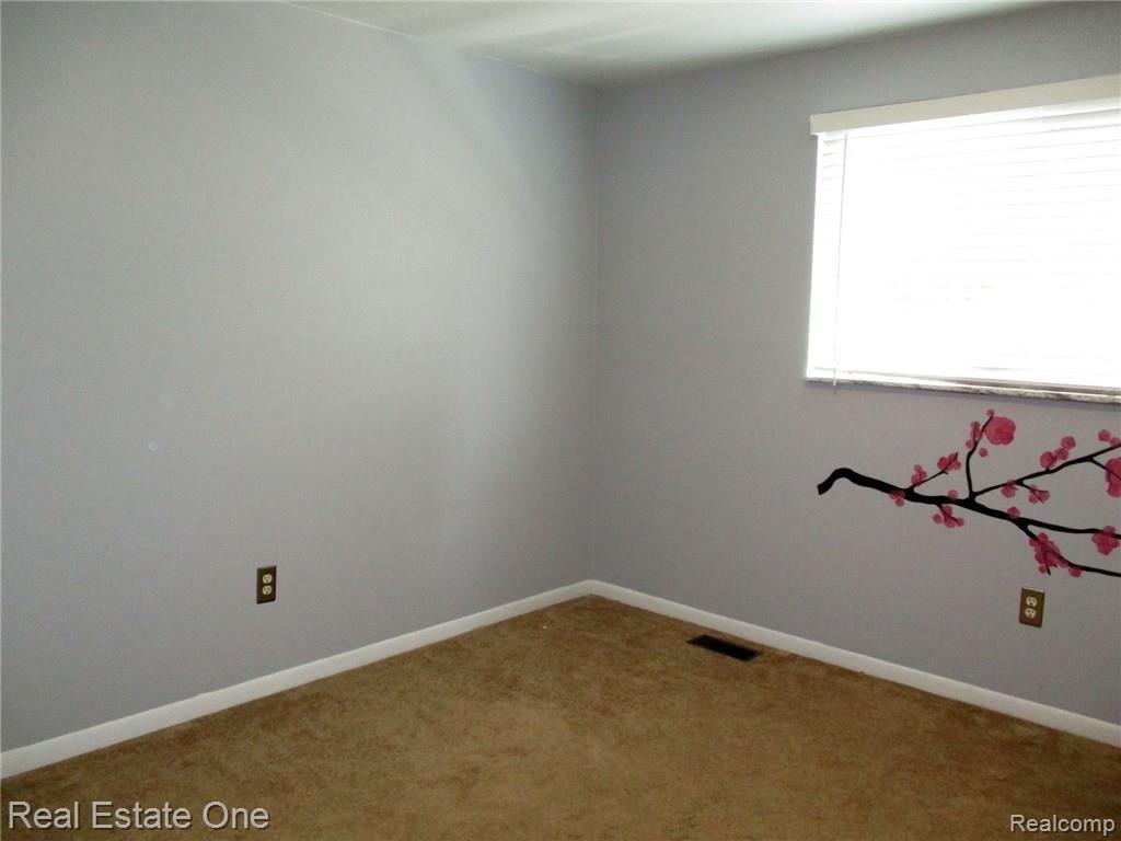 856 Mayfair Court Rochester Hills, MI 48309 - Photo 24 of 40