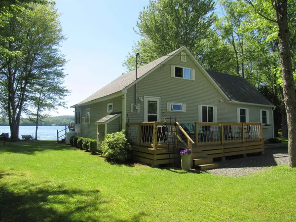 $324,000 | 308 Salem Drive, Derby, VT 05829