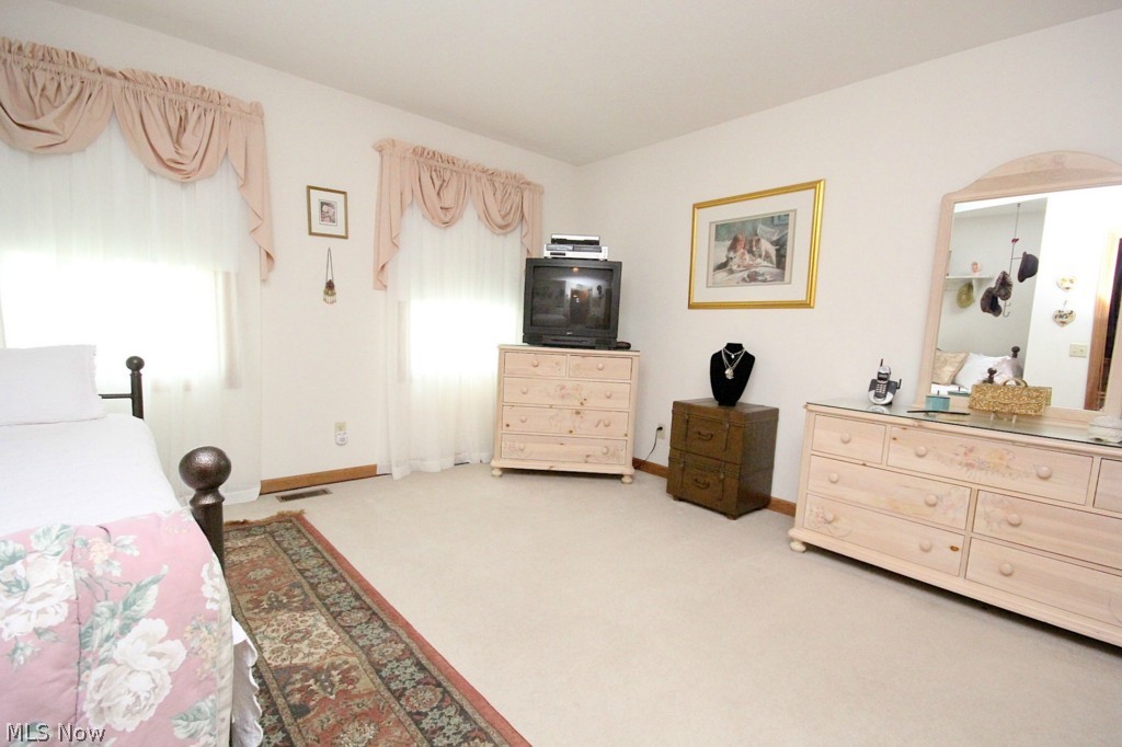 3931 Raintree Circle Uniontown, OH 44685 - Photo 15 of 25 Gallery Image 15
