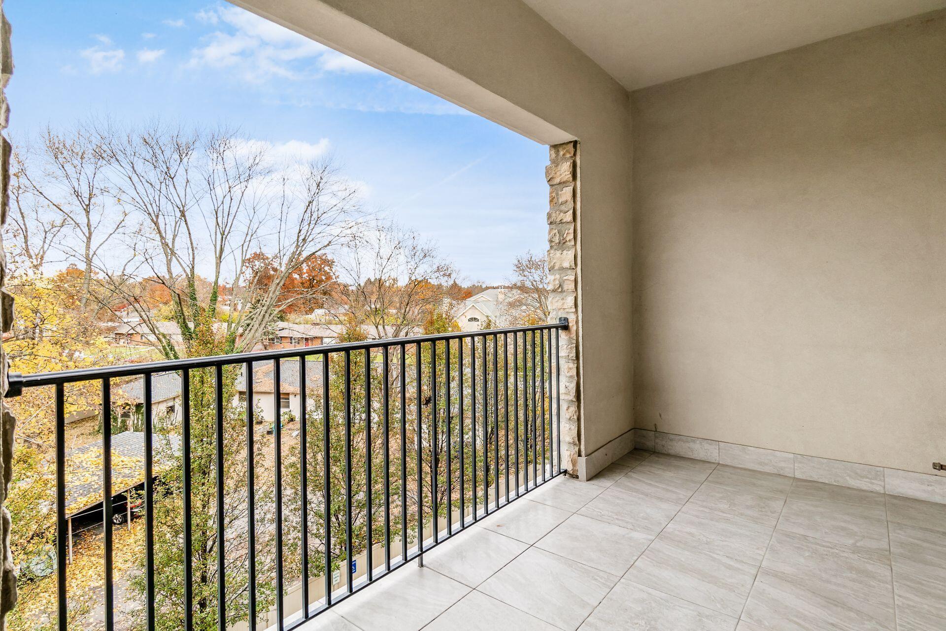 3175 Tremont Road, Unit 407 Columbus, OH 43221 - Photo 33 of 40 023_23f34c_e 3175 Tremont 038