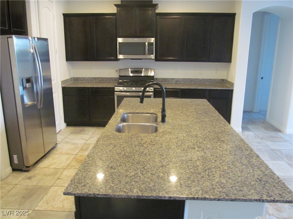 1692 Butterfly Ridge Avenue Henderson, NV 89014 - Photo 13 of 27