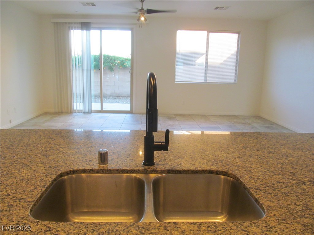 1692 Butterfly Ridge Avenue Henderson, NV 89014 - Photo 14 of 27