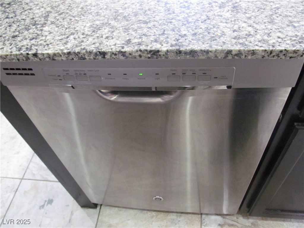 1692 Butterfly Ridge Avenue Henderson, NV 89014 - Photo 17 of 27