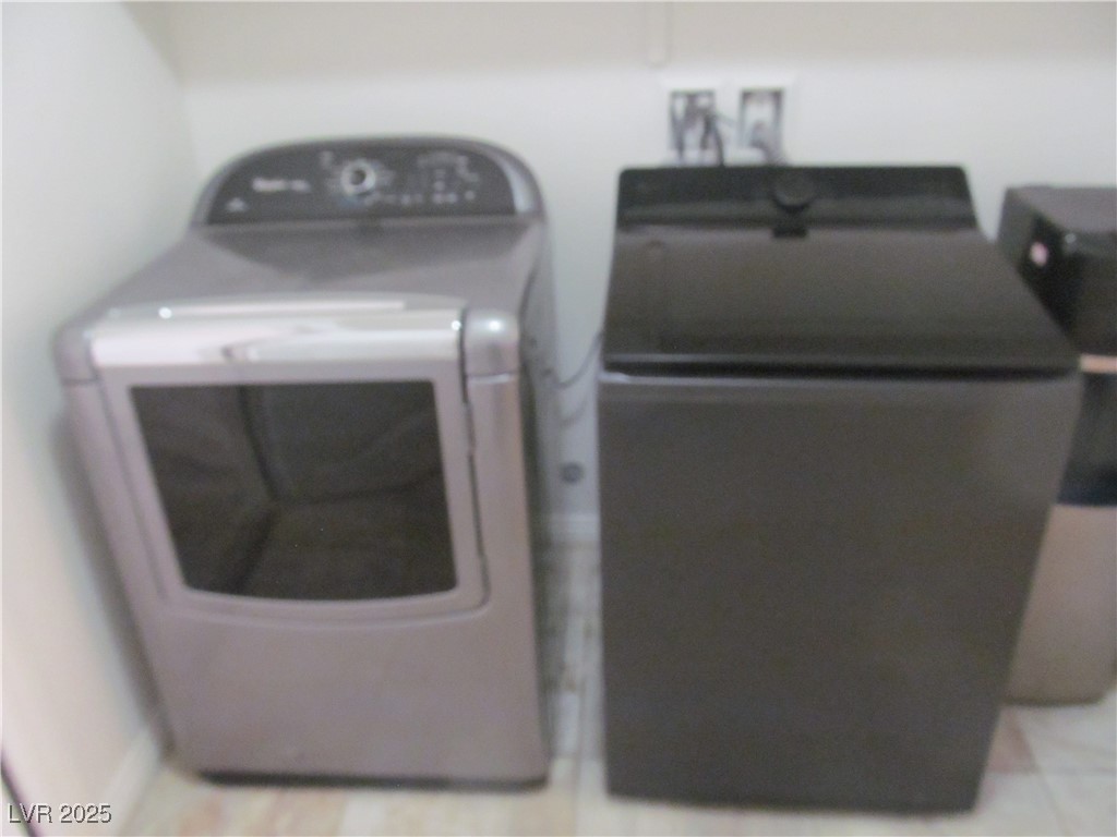 1692 Butterfly Ridge Avenue Henderson, NV 89014 - Photo 19 of 27