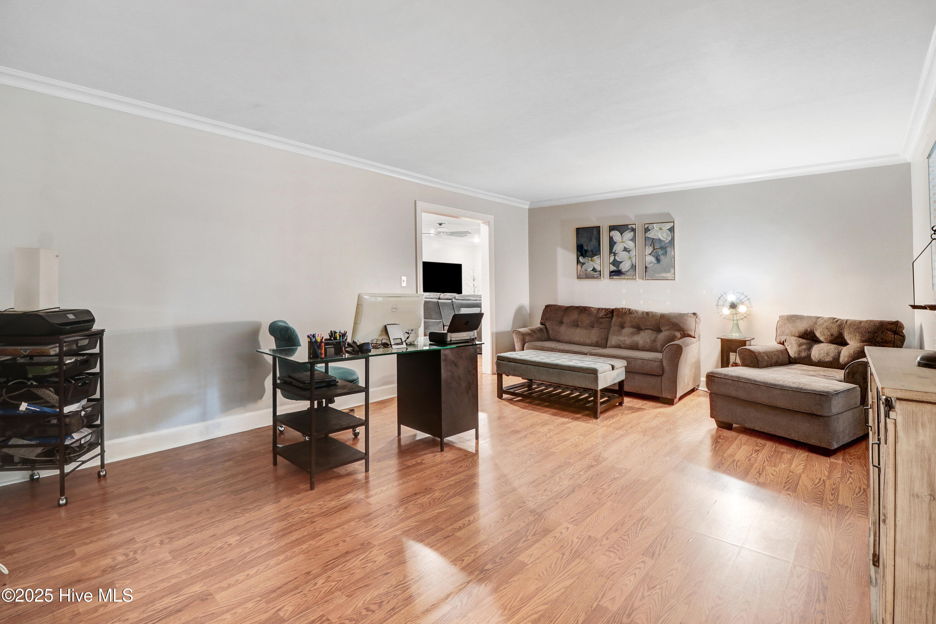 1011 Oak Forest Drive Northwest Wilson, NC 27896 - Photo 12 of 48 Living Room