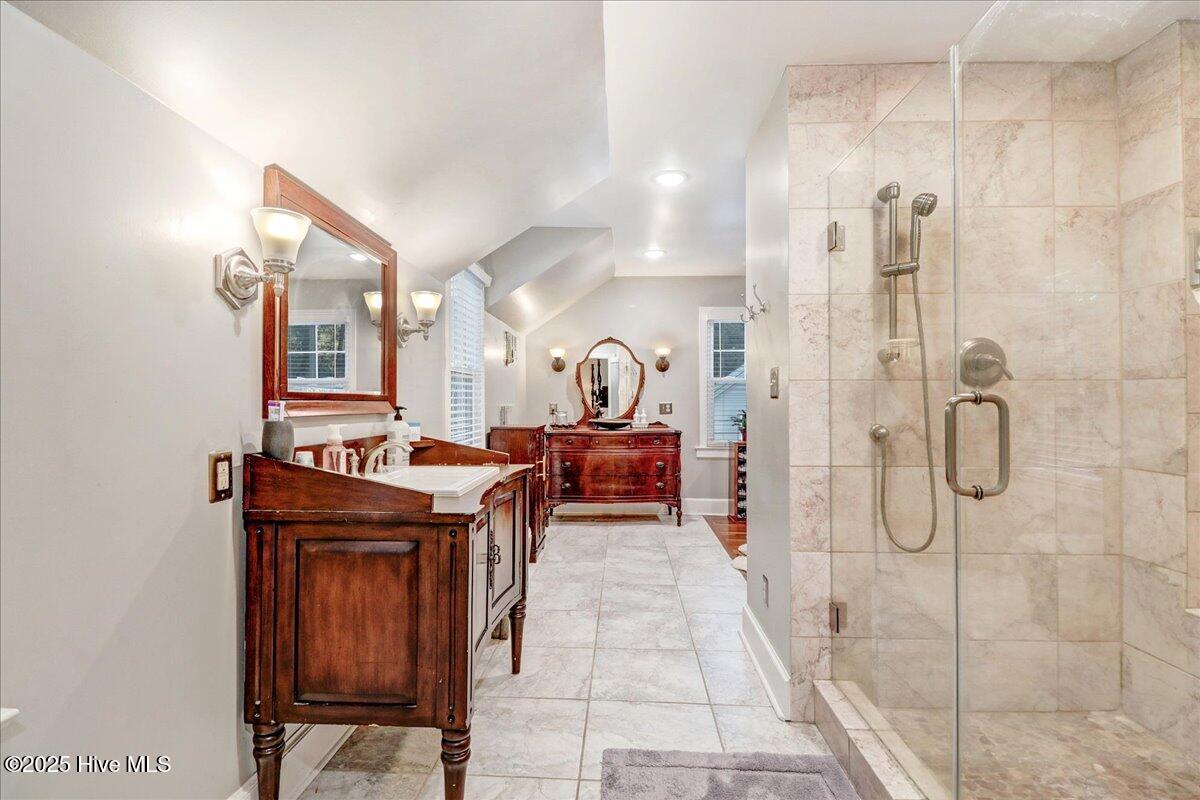 1011 Oak Forest Drive Northwest Wilson, NC 27896 - Photo 28 of 48 Master Bath