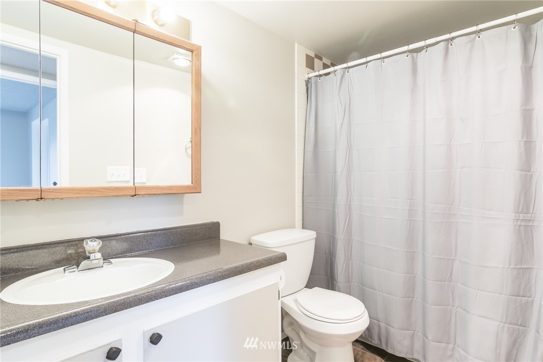 17533 151st Avenue Southeast, Unit 10 Renton, WA 98058 - Photo 12 of 17 Gallery Image 12