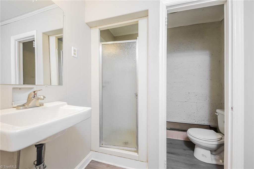 704 Gatewood Avenue High Point, NC 27262 - Photo 13 of 15