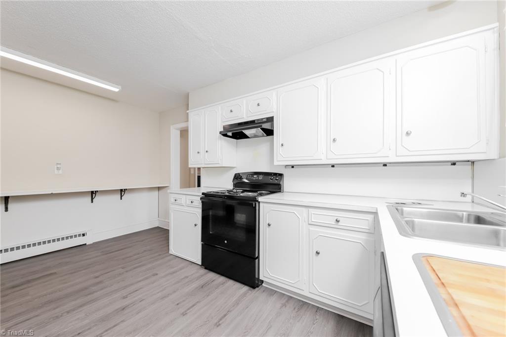 704 Gatewood Avenue High Point, NC 27262 - Photo 7 of 15