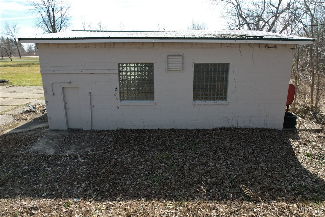 620 Pavement Road Lancaster, NY 14086 - Photo 8 of 10