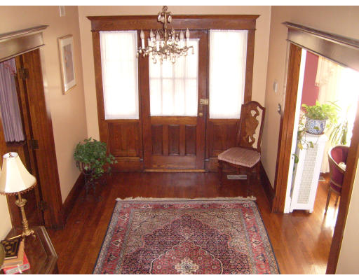 227 Springfield Street Springfield, MA 01107 - Photo 5 of 19