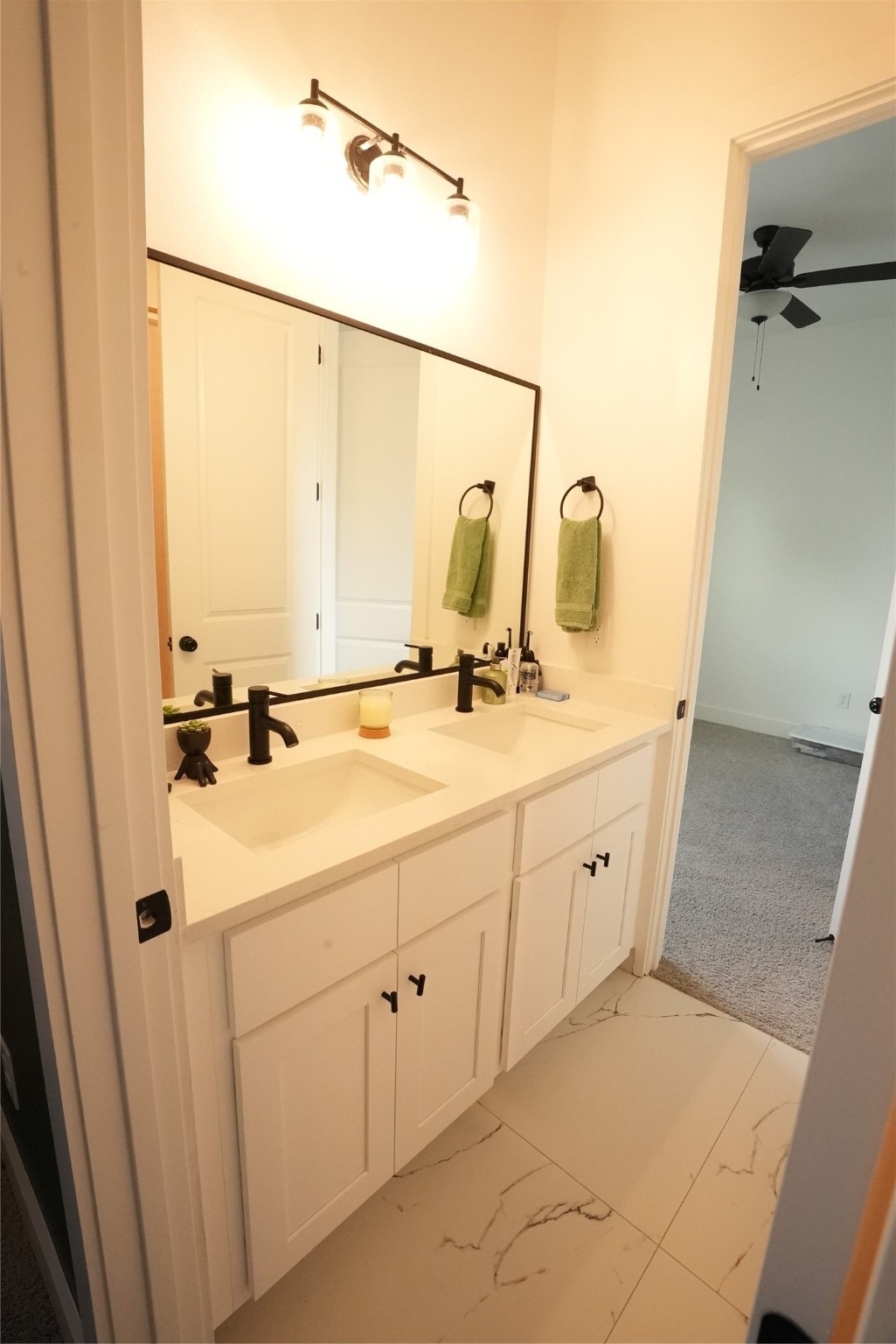 2406 Mann Street, Unit D Houston, TX 77093 - Photo 11 of 17