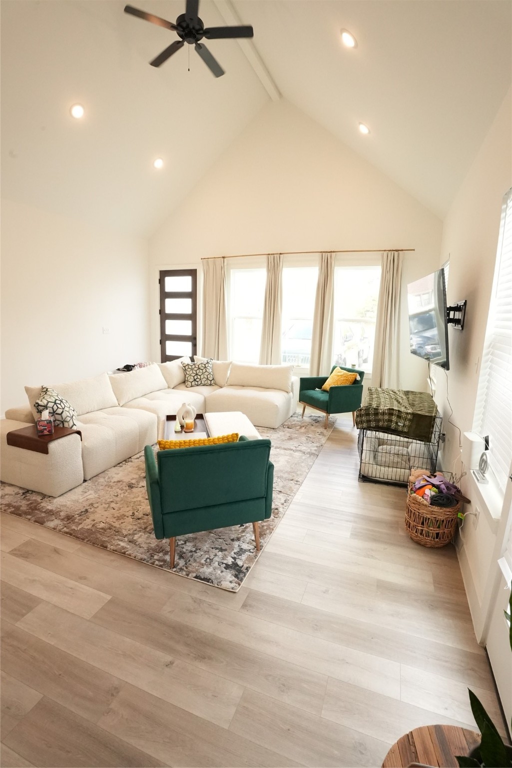 2406 Mann Street, Unit D Houston, TX 77093 - Photo 4 of 17