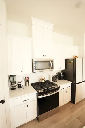 $2,050 | 2406 Mann Street, Unit D, Houston, TX 77093