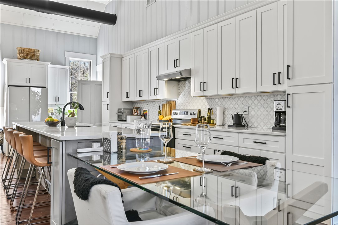 190 Hopkins Hollow Road Coventry, RI 02827 - Photo 12 of 34