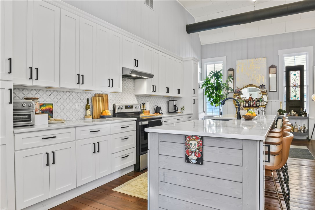 190 Hopkins Hollow Road Coventry, RI 02827 - Photo 13 of 34