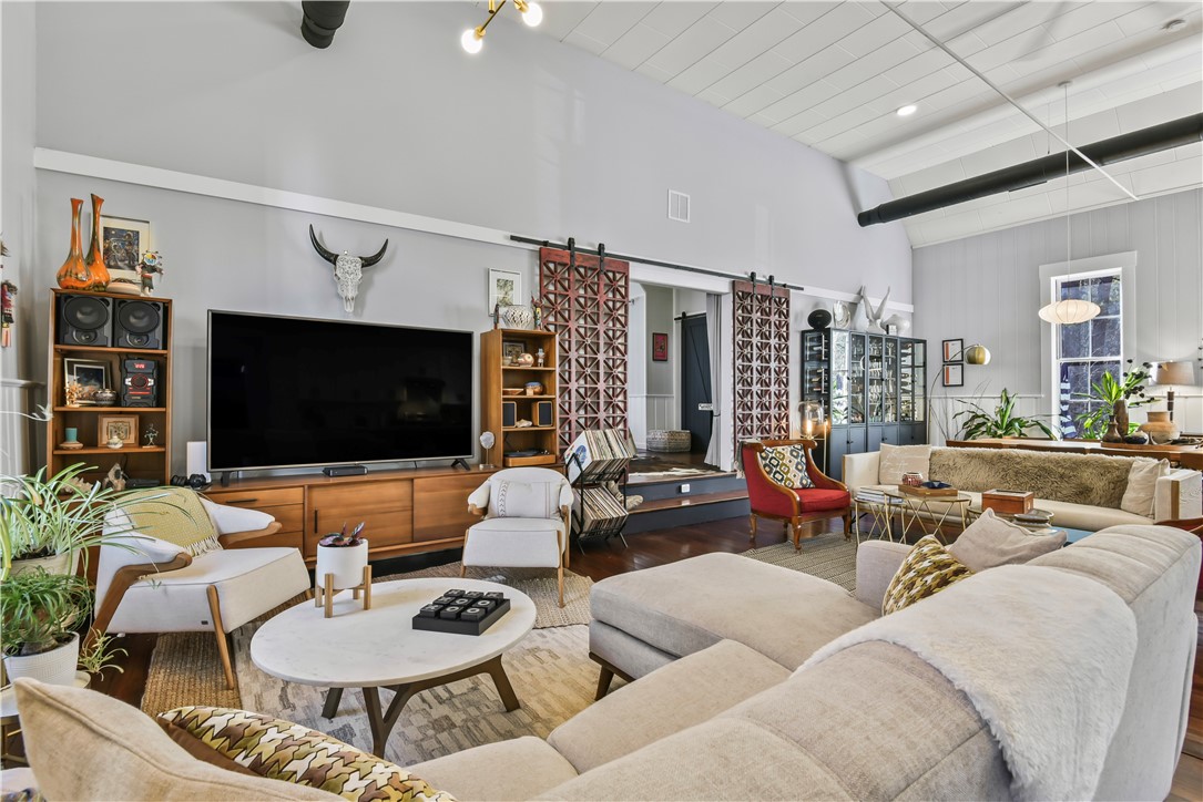 190 Hopkins Hollow Road Coventry, RI 02827 - Photo 17 of 34