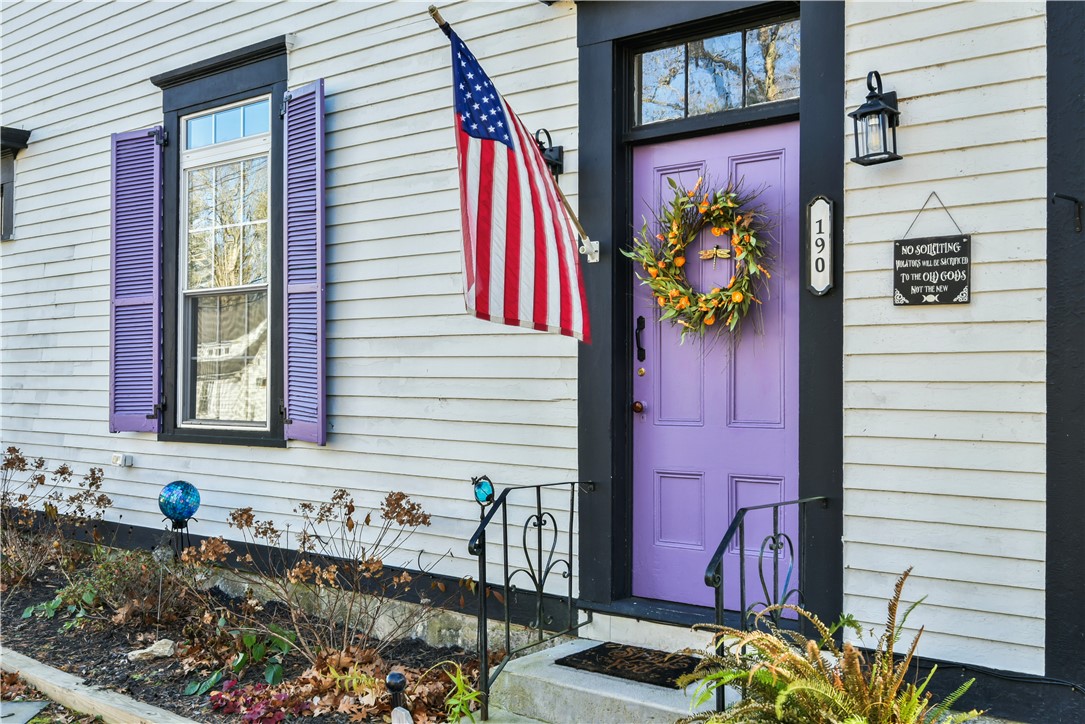 190 Hopkins Hollow Road Coventry, RI 02827 - Photo 4 of 34