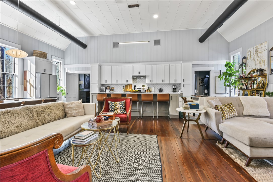 190 Hopkins Hollow Road Coventry, RI 02827 - Photo 7 of 34